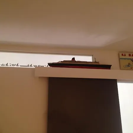 Apartment Cosy, Vue Sur Parc, 3 Mins Benoit *
