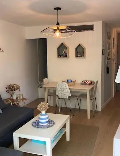 Cosy, Vue Sur Parc, 3 Mins Benoit Апартаменты *