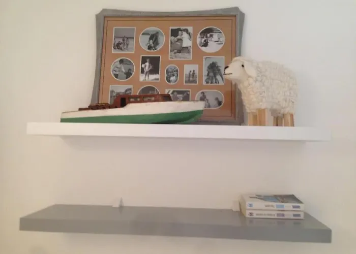 Апартаменты Cosy, Vue Sur Parc, 3 Mins Benoit